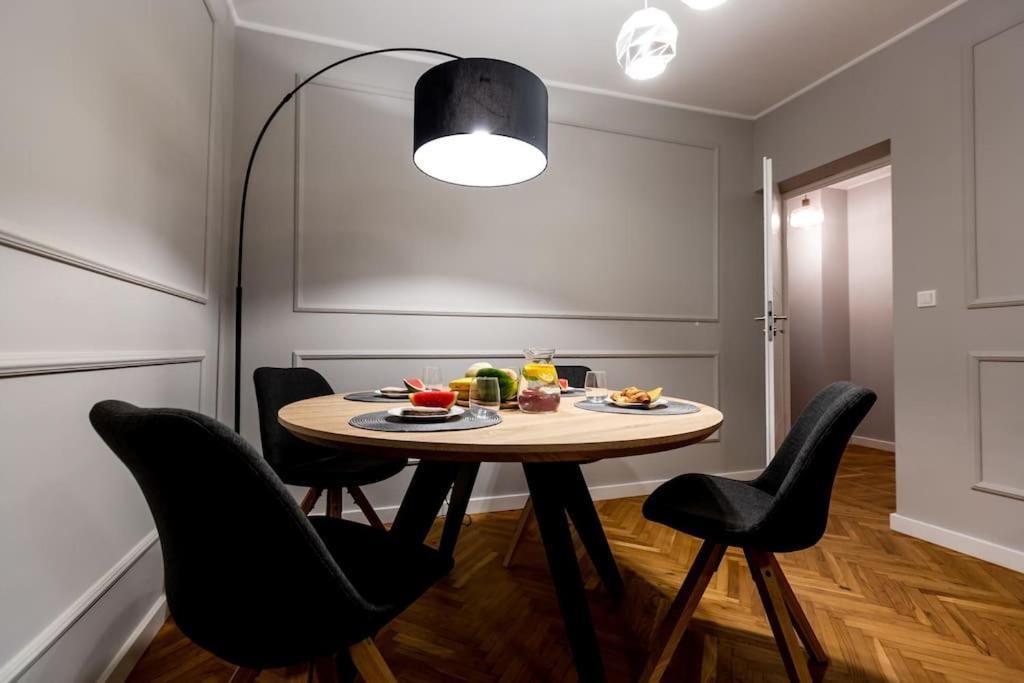 Апартаменты Elegant, Comfortable In The Heart Of Warsaw! Экстерьер фото
